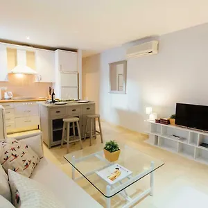 One & Lux- Lagar Appartamento Siviglia